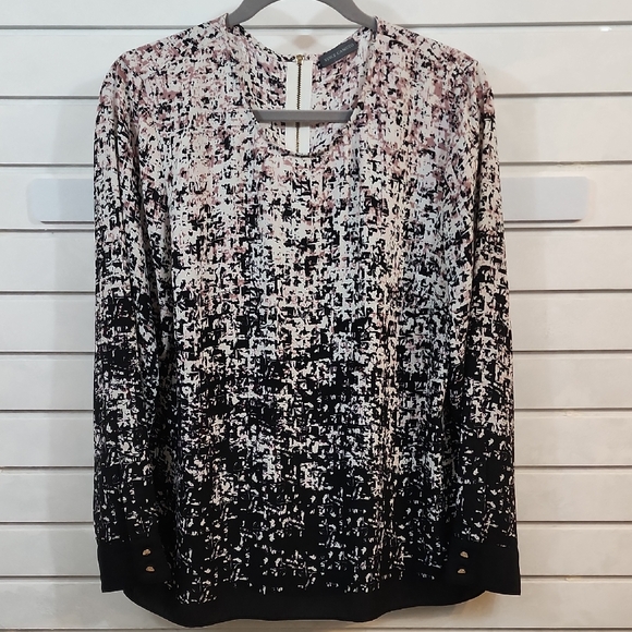 Vince Camuto Black + Pink Patterned Long Sleeve Tunic with 1/4 Zipper Neck Back - Picture 1 of 7